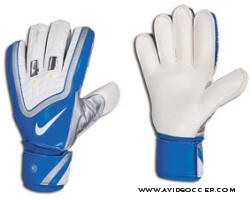 AVID Soccer Equipment Review Nike T90 Spine Pro